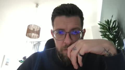 Snapshot of martinmagic467659 chatting on 03-02-26, 01:18 martinmagic467659 online show from 03-02-26, 01:18