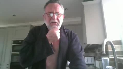 Snapshot of martinrgbxxxx chatting on 04-28-26, 06:18 martinrgbxxxx online show from 04-28-26, 06:18