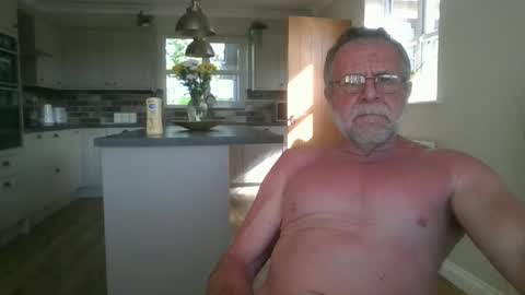 Snapshot of martinrgbxxxx chatting on 05-24-26, 07:57 martinrgbxxxx online show from 05-24-26, 07:57