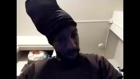 Snapshot of marty74841 chatting on 02-11-26, 03:17 marty74841 online show from 02-11-26, 03:17