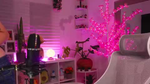 INSTAGRAM Maruchan  02 online show from 12-18-25, 02:17