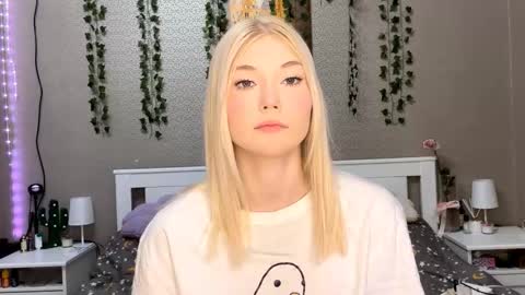 Lisa online show from 01-07-26, 09:01