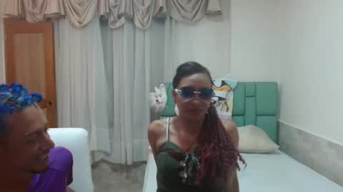 mary_and_yei online show from 09-15-25, 04:56