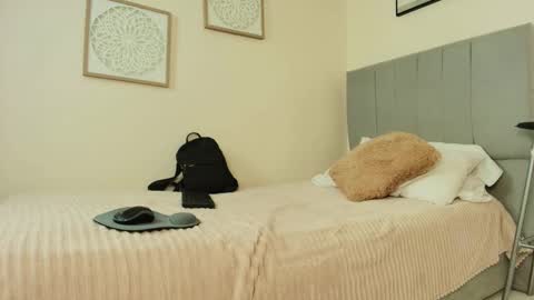 mary_cute9 online show from 02-08-26, 12:08