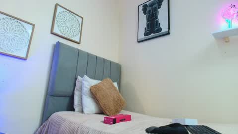 mary_cute9 online show from 07-08-26, 12:09