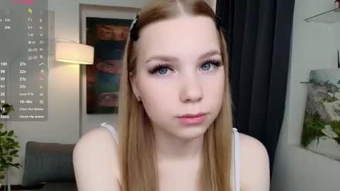 Snapshot of mary_hope_u chatting on 06-14-26, 07:10 Mary online show from 06-14-26, 07:10