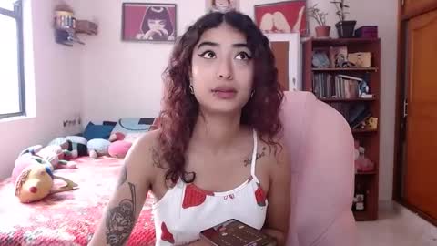 Snapshot of mary_jane1_ chatting on 03-04-25, 12:44 mary online show from 03-04-25, 12:44