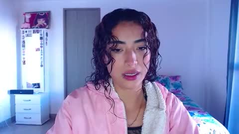 Snapshot of mary_jane1_ chatting on 09-22-25, 12:40 mary online show from 09-22-25, 12:40