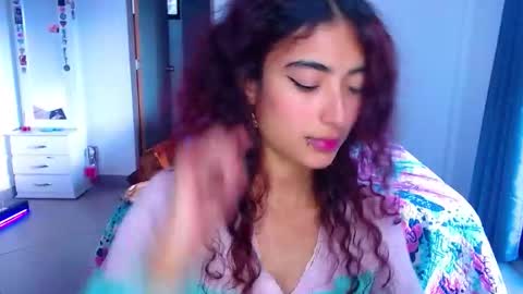 Snapshot of mary_jane1_ chatting on 10-14-25, 10:43 mary online show from 10-14-25, 10:43