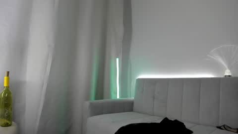 Julia online show from 02-24-25, 06:16