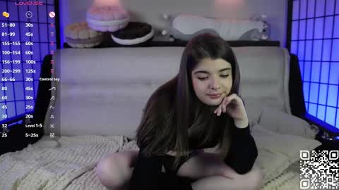 Snapshot of mary_shake chatting on 11-21-25, 11:14 Mary online show from 11-21-25, 11:14