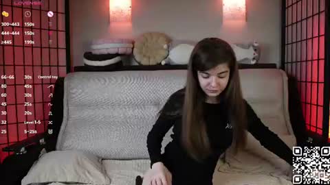 Snapshot of mary_shake chatting on 06-22-26, 11:13 Mary online show from 06-22-26, 11:13