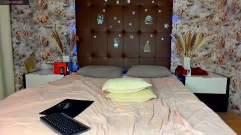 Snapshot of mary_stevenss chatting on 01-09-25, 01:02 mary_stevenss online show from 01-09-25, 01:02