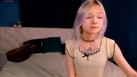 Snapshot of mary_wester chatting on 02-28-26, 01:50 Mary online show from 02-28-26, 01:50