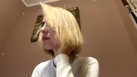 Snapshot of maryannaplateros chatting on 02-08-26, 05:38 Tessa online show from 02-08-26, 05:38