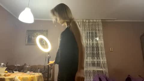 Snapshot of maryannaplateros chatting on 02-13-26, 08:16 Tessa online show from 02-13-26, 08:16