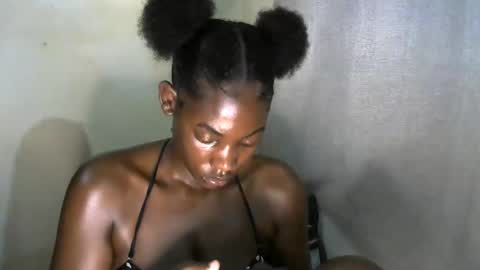 Mary online show from 11-11-25, 02:11