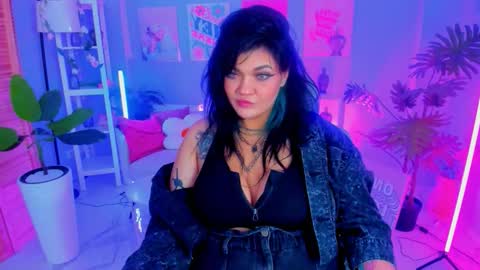 Mary online show from 10-17-25, 09:17