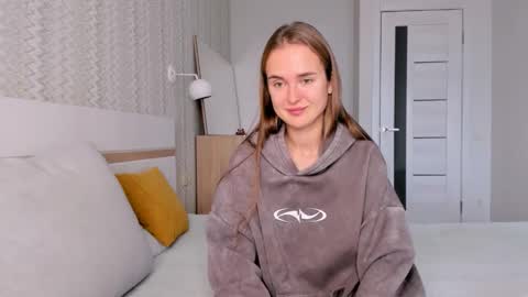 Snapshot of marylee_21 chatting on 11-03-25, 08:15 Mari online show from 11-03-25, 08:15