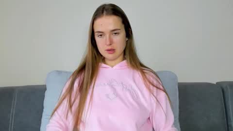 Snapshot of marylee_21 chatting on 12-05-25, 07:39 Mari online show from 12-05-25, 07:39