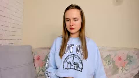 Snapshot of marylee_21 chatting on 02-22-26, 08:07 Mari online show from 02-22-26, 08:07