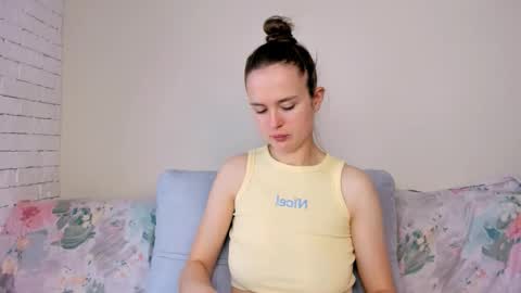 Snapshot of marylee_21 chatting on 03-16-26, 07:56 Mari online show from 03-16-26, 07:56