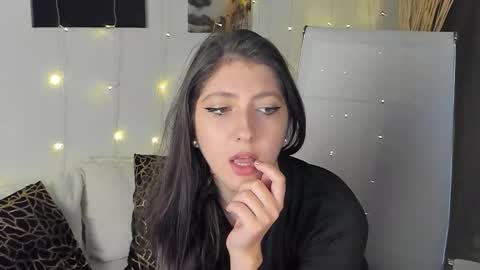 Mary Miller online show from 09-19-25, 08:49