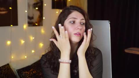 Mary Miller online show from 11-27-25, 09:55