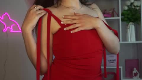 Snapshot of marymillerr chatting on 04-29-26, 05:30 Mary Miller online show from 04-29-26, 05:30