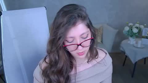 Snapshot of marymillerr chatting on 05-09-26, 09:36 Mary Miller online show from 05-09-26, 09:36