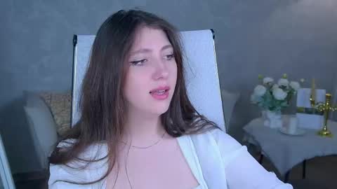 Snapshot of marymillerr chatting on 05-11-26, 06:41 Mary Miller online show from 05-11-26, 06:41