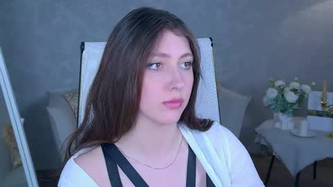 Snapshot of marymillerr chatting on 05-11-26, 02:45 Mary Miller online show from 05-11-26, 02:45