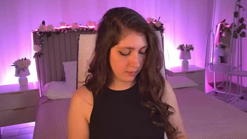 Snapshot of marymillerr chatting on 05-28-26, 10:34 Mary Miller online show from 05-28-26, 10:34