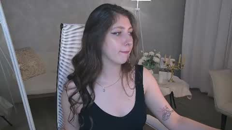 Snapshot of marymillerr chatting on 07-31-26, 09:30 Mary Miller online show from 07-31-26, 09:30