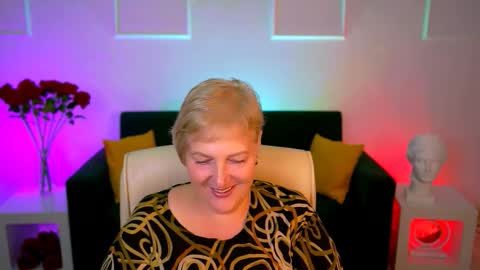 Snapshot of marymogan chatting on 10-01-25, 12:55 marymogan online show from 10-01-25, 12:55