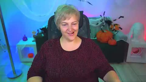 Snapshot of marymogan chatting on 10-24-25, 04:20 marymogan online show from 10-24-25, 04:20