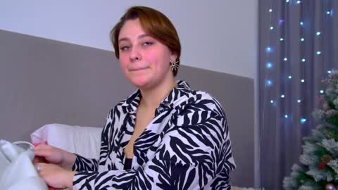 MaryMurrays online show from 01-15-25, 06:29