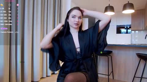 Marina online show from 02-09-25, 03:23