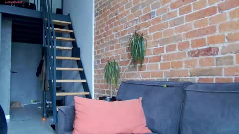 Marina online show from 03-11-25, 12:17