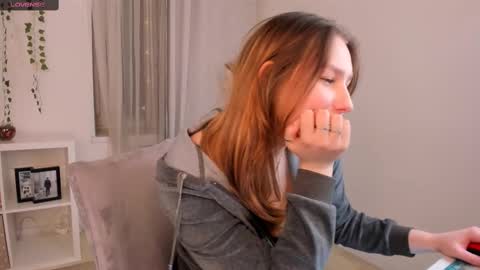 Snapshot of marywaddell chatting on 02-28-25, 07:35 Mary online show from 02-28-25, 07:35