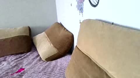 maryyemm online show from 01-22-25, 09:24