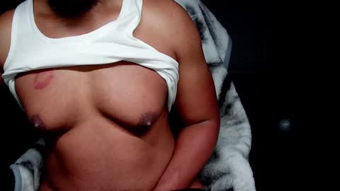 Snapshot of masculine9hard210085 chatting on 09-17-25, 07:10 masculine9hard210085 online show from 09-17-25, 07:10