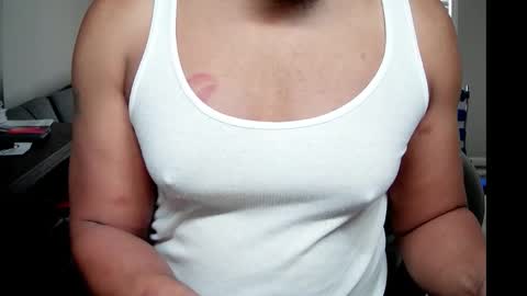 Snapshot of masculine9hard210085 chatting on 12-16-25, 06:24 masculine9hard210085 online show from 12-16-25, 06:24