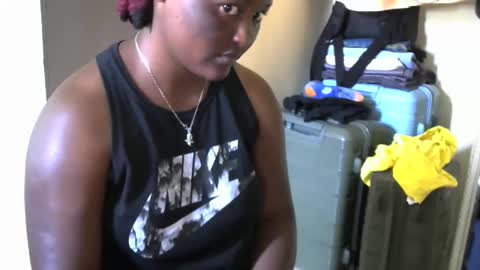 Cate online show from 11-05-25, 07:41