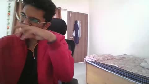 maskboyz2003 online show from 12-25-24, 03:50