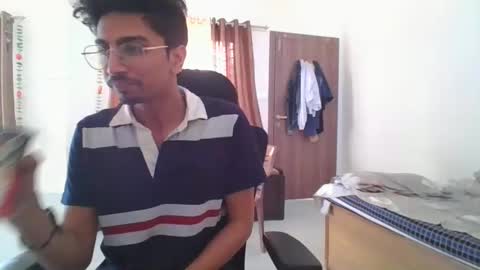 maskboyz2003 online show from 02-09-25, 03:22