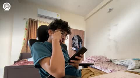 maskboyz2003 online show from 09-18-25, 04:58