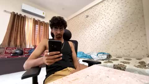 maskboyz2003 online show from 10-26-25, 03:34