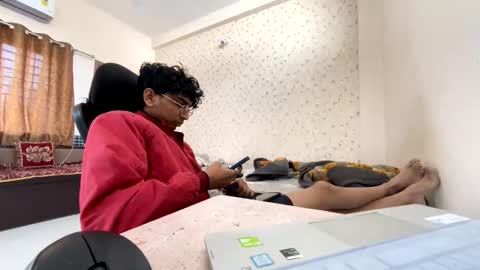 maskboyz2003 online show from 11-15-25, 05:38