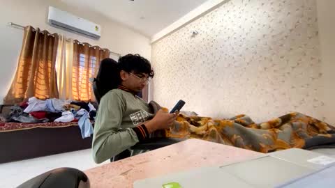 maskboyz2003 online show from 11-16-25, 03:45